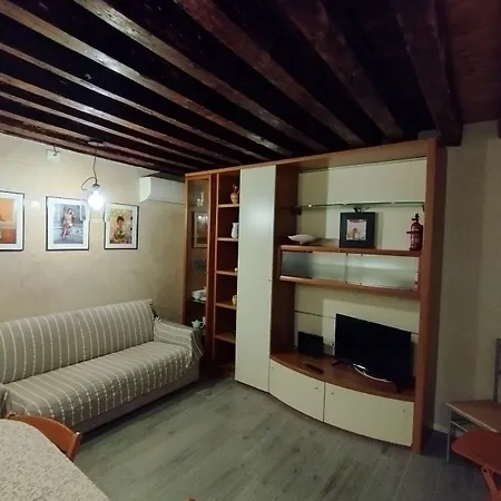 Ca Lirica -peace Of Mind Just A Few Steps From St. Marks Square 베니스
